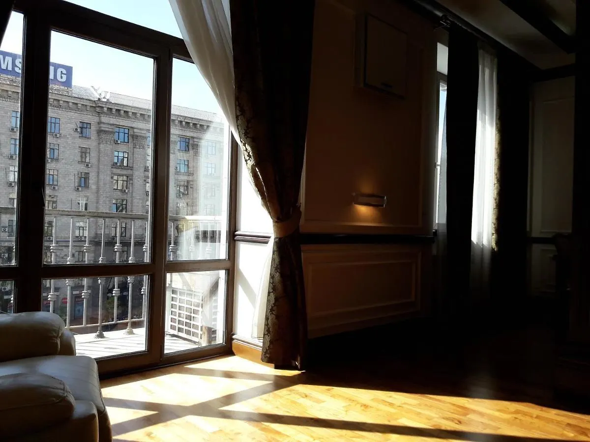 Vip Apartment. Kreshatik, Maidan Nezavisimosti. Kijev